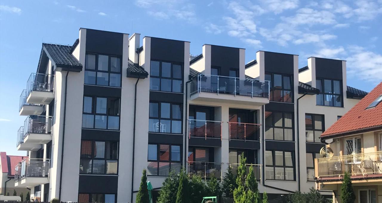 Ferienwohnung Apartament Red Mielno Großmöllen Exterior foto