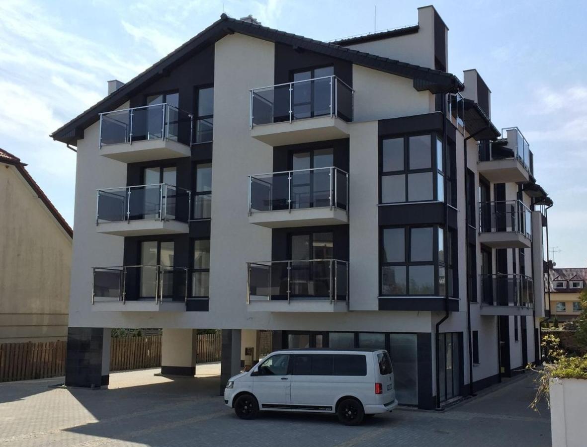 Ferienwohnung Apartament Red Mielno Großmöllen Exterior foto